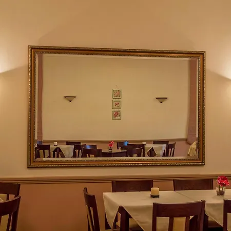 Oiti Hotel